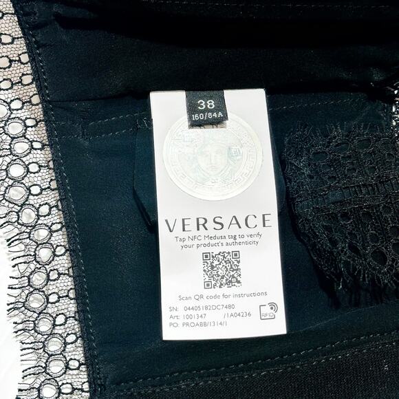 NWT Versace Silk Bralette Crop Top 38 US 2 XS Black Barocco Lace-Trimmed $1,190 - Picture 11 of 13